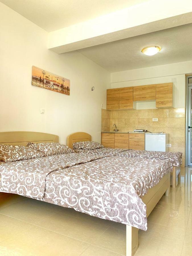 Apartment Kalina Бар Екстериор снимка